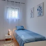 Spacious Home With Private Terrace And Garden